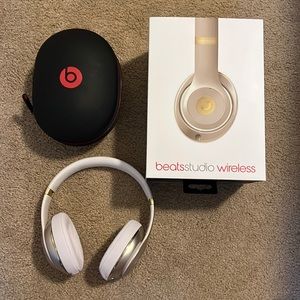 Beats Studio 2 wireless headphones